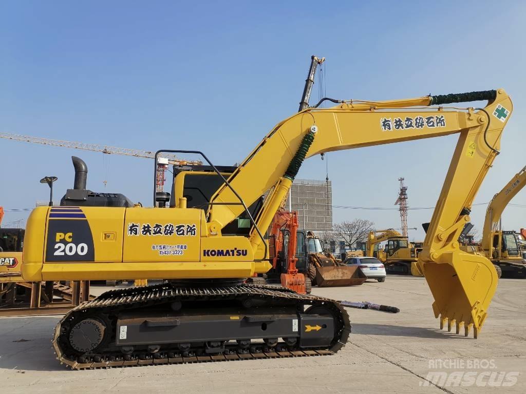 Komatsu PC 200-8N1 Raupenbagger