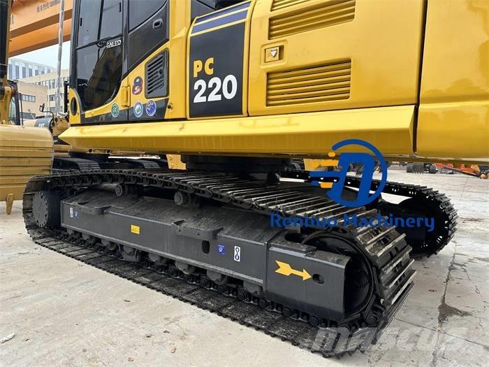 Komatsu PC 220-8 Raupenbagger