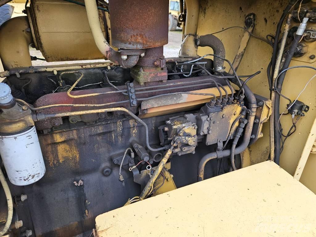 CAT 12 G Grader
