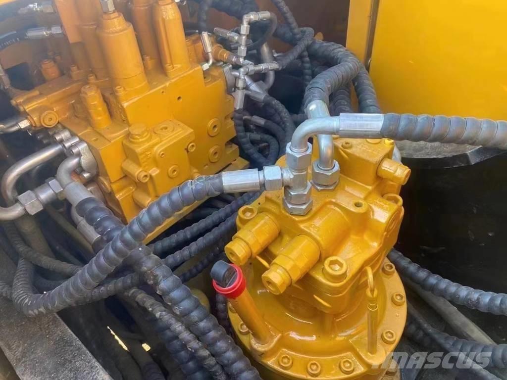 Sany SY215C Raupenbagger