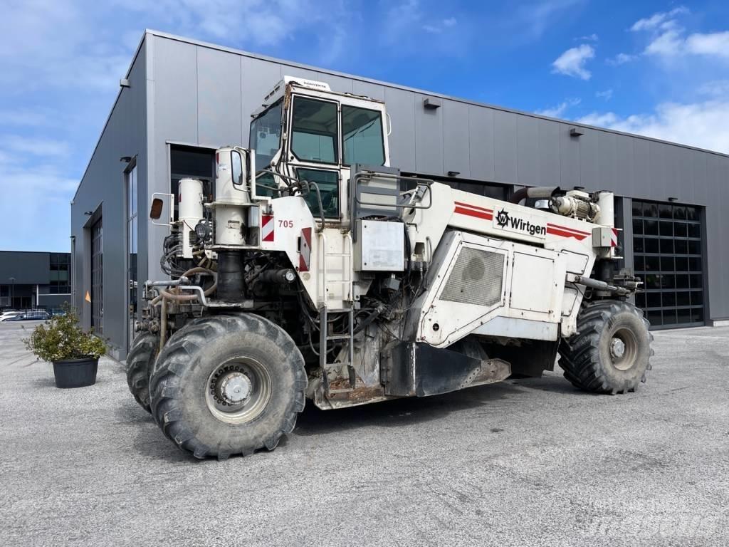 Wirtgen WR2500 Asphalt-Recycler