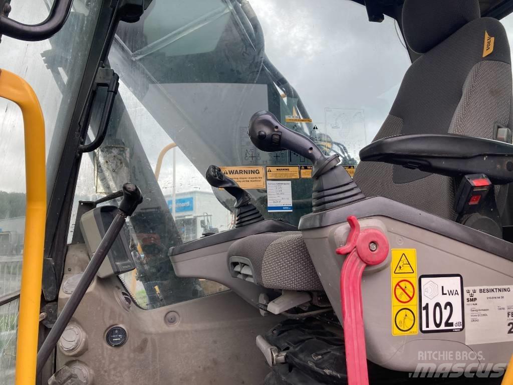 Volvo EC 220 DL Raupenbagger