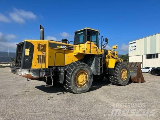 Komatsu WA 600-6 Radlader