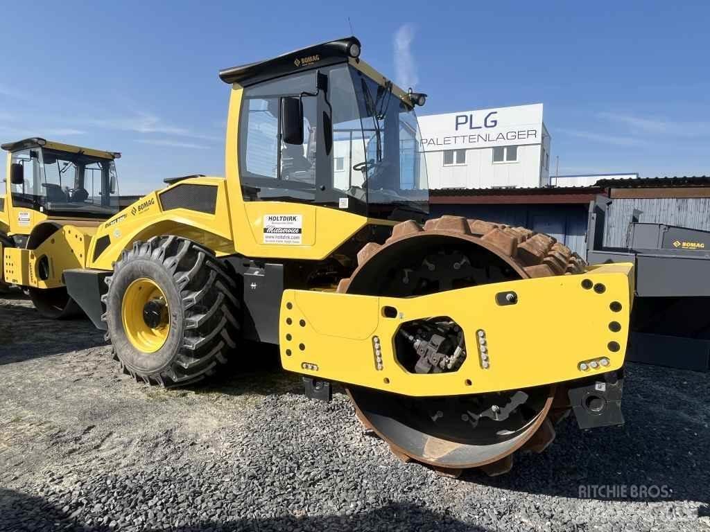 Bomag BW 213 PDH-5 Erdbauwalzen