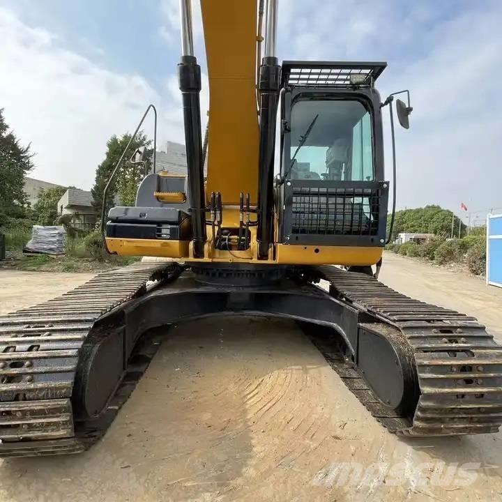 CAT 330D Raupenbagger