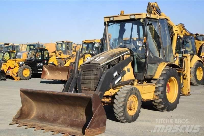 CAT 424D Baggerlader