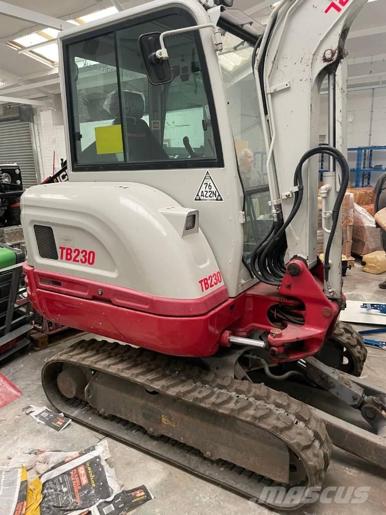 Takeuchi TB 230 Minibagger < 7t