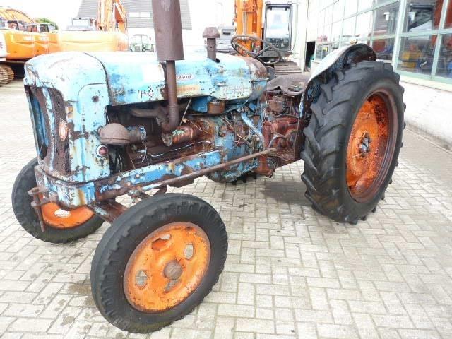 Fordson Major Traktoren