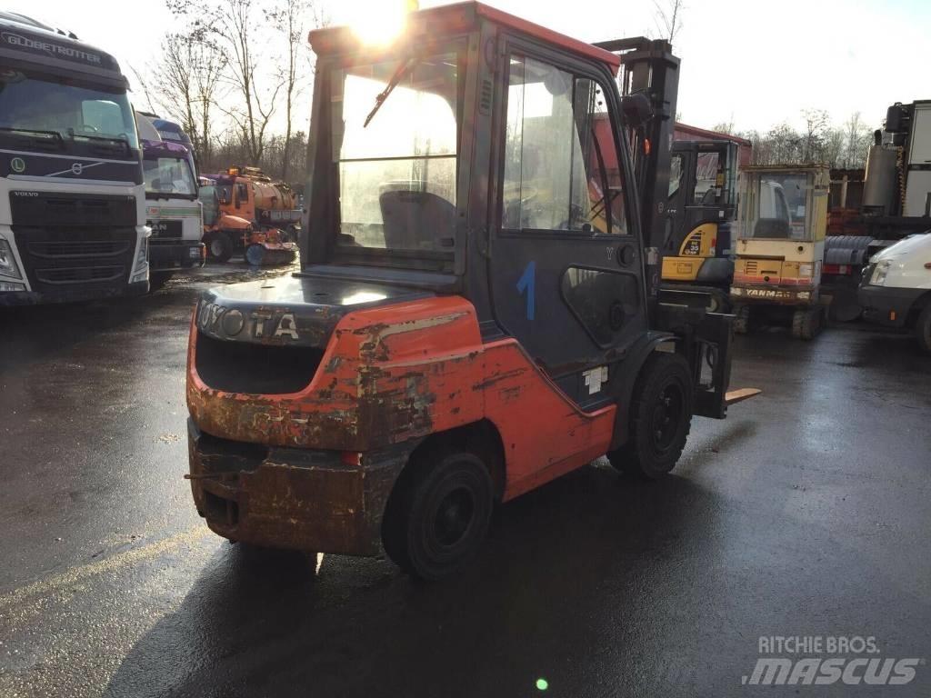 Toyota 02-8 FD JF 35 Dieselstapler