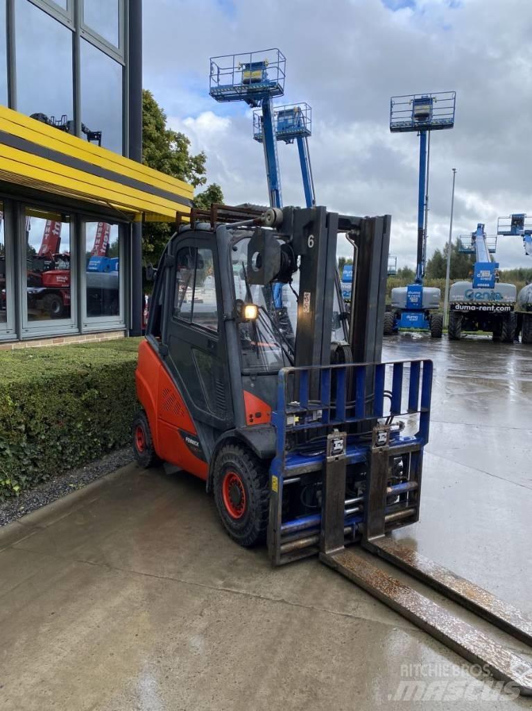 Linde H 30 CNG-02 Gasstapler