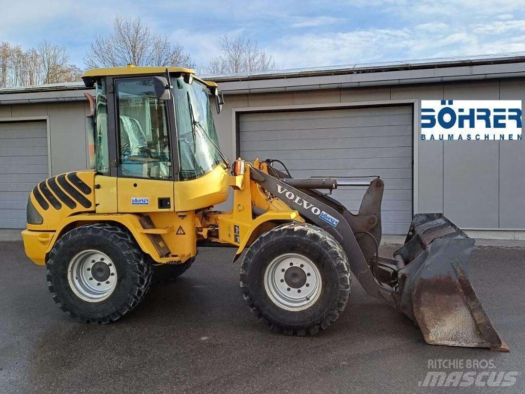 Volvo L 30 B Radlader