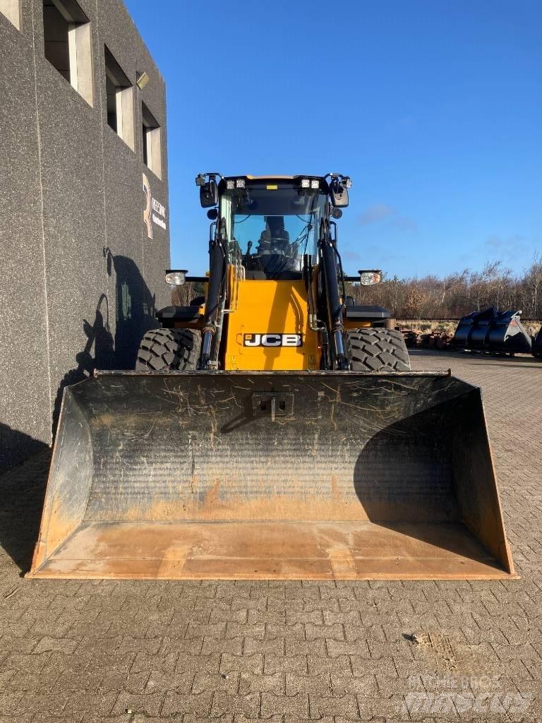 JCB 437 HT Radlader