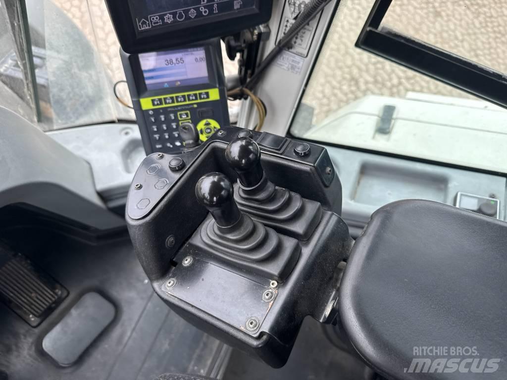 Liebherr L576 Radlader
