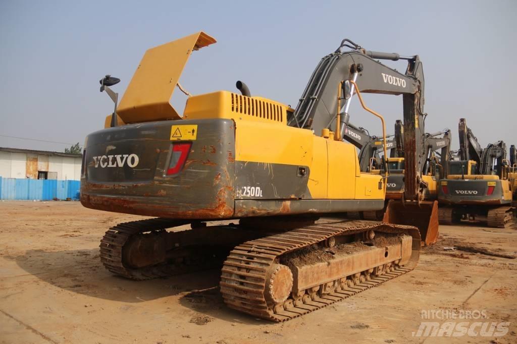 Volvo EC250 Raupenbagger