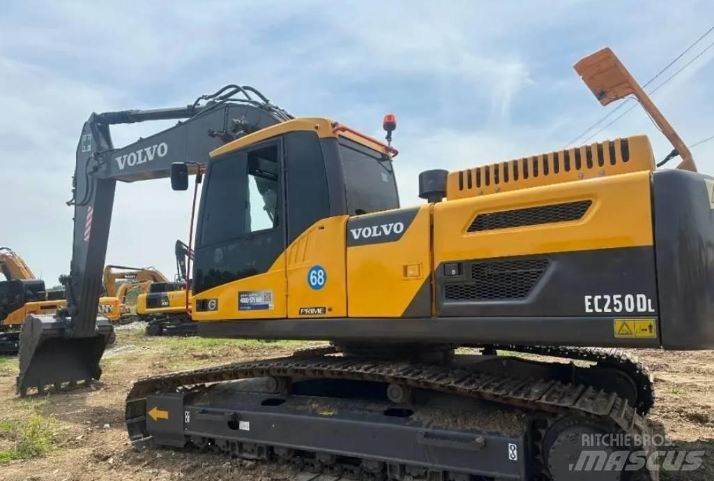 Volvo EC 250 D L Raupenbagger