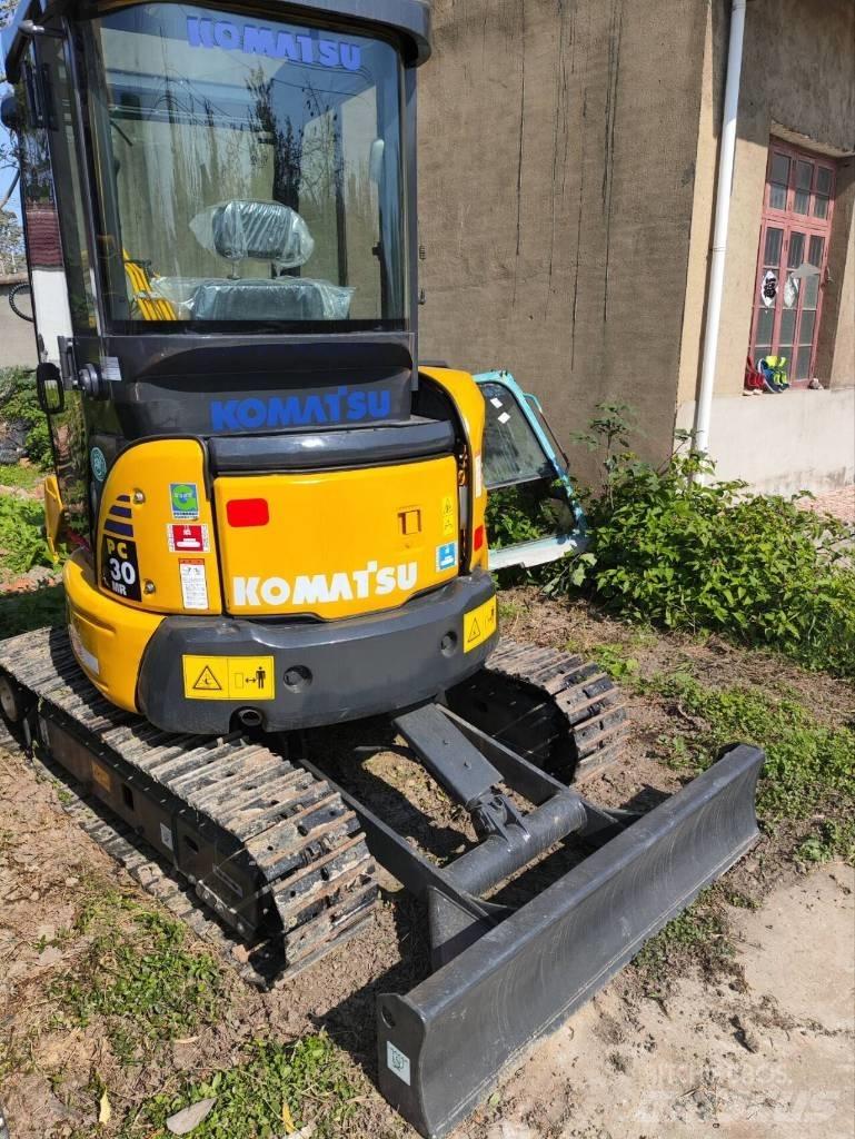Komatsu PC 30 MR Minibagger < 7t
