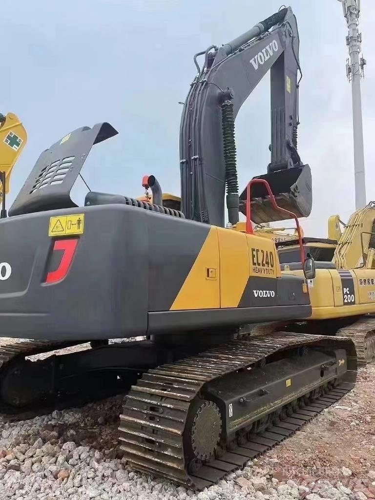 Volvo EC 240 C LD Raupenbagger