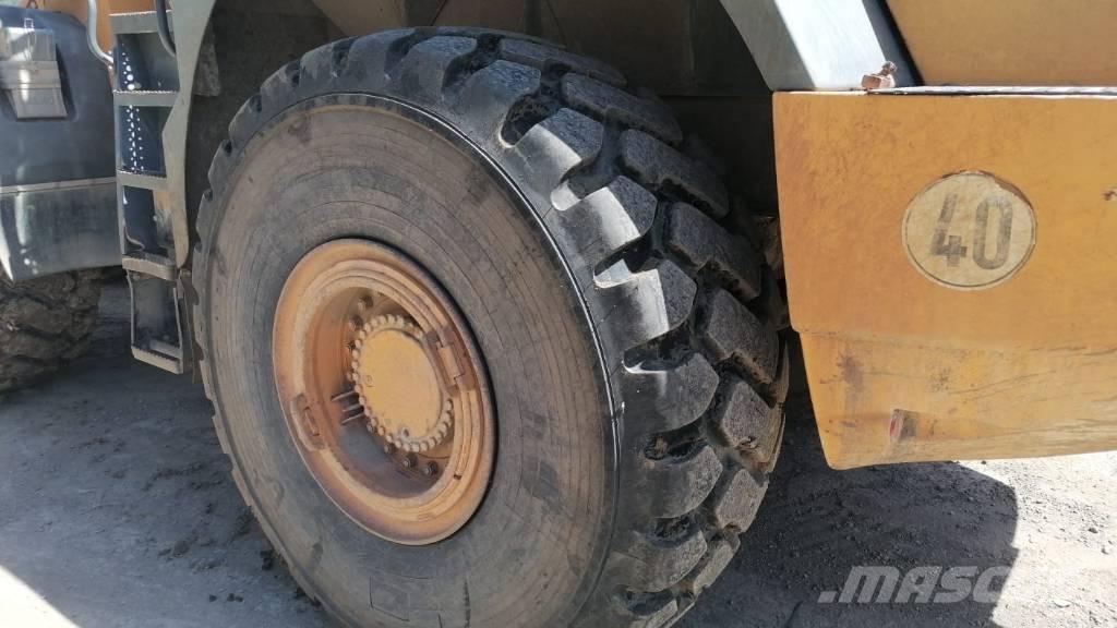 Liebherr L 564     2+2 Radlader