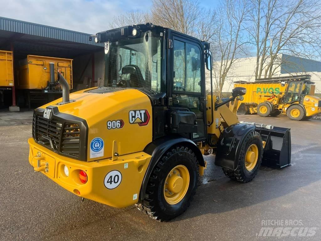 CAT 906 Radlader