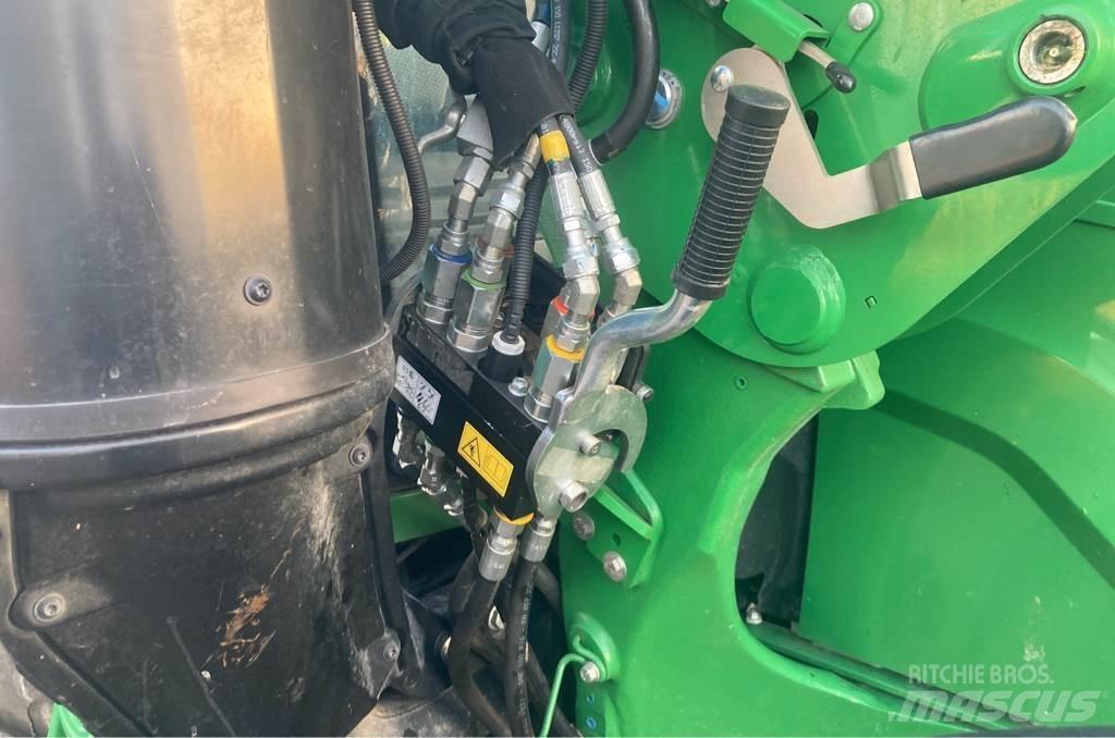 John Deere 6120M Traktoren