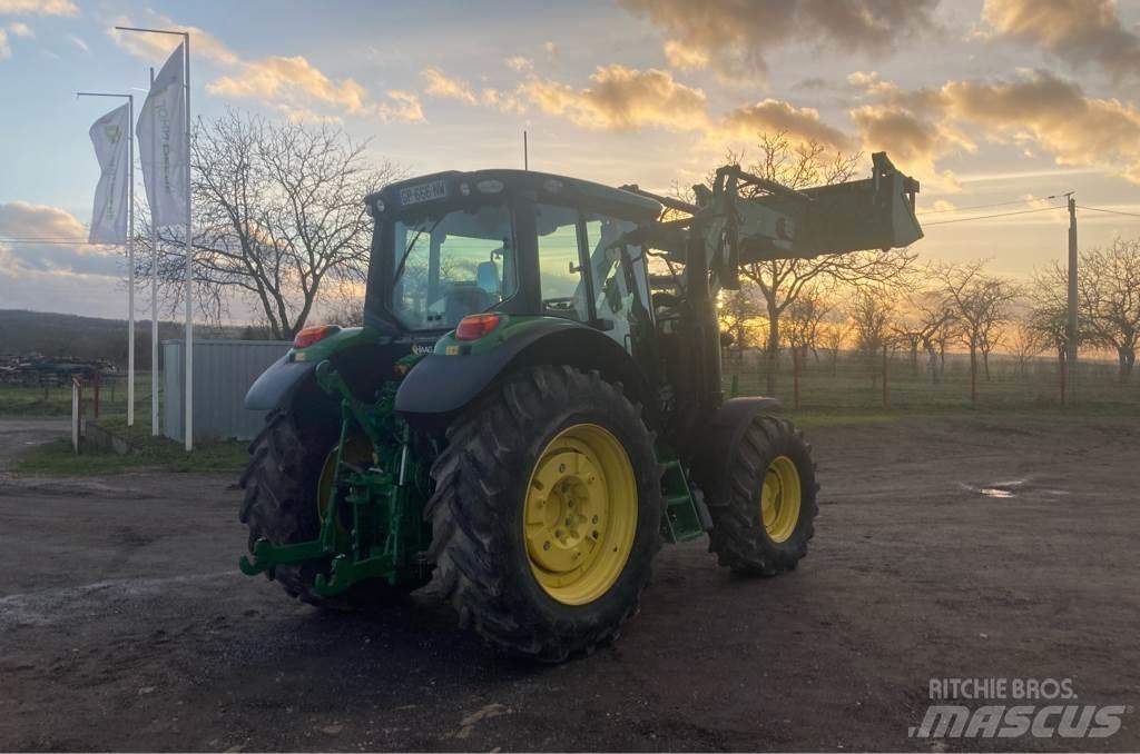 John Deere 6120M Traktoren
