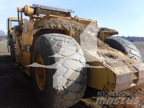 CAT 615C Schaber