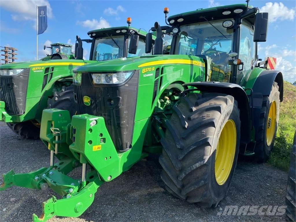 John Deere 8370R Traktoren