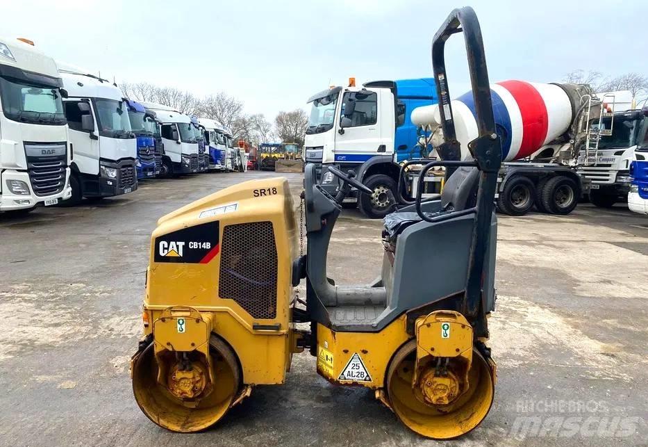 CAT CB 14 B Tandemwalzen