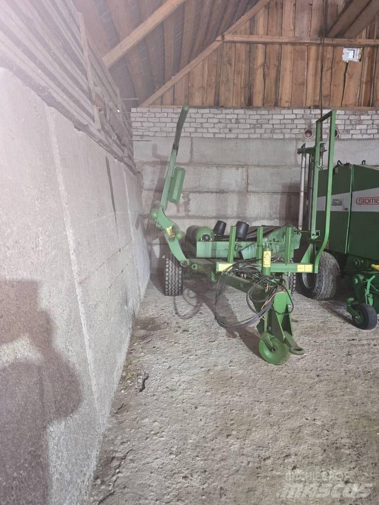 Pronar Z 245 Wickelkombination
