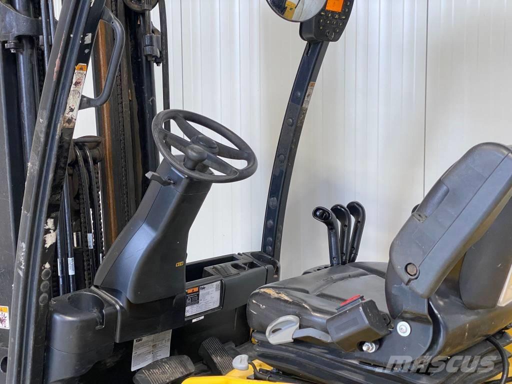 Yale ERP30VL Elektrostapler