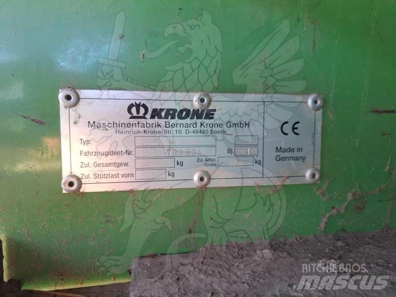Krone Comprima F 155 Rundballenpressen