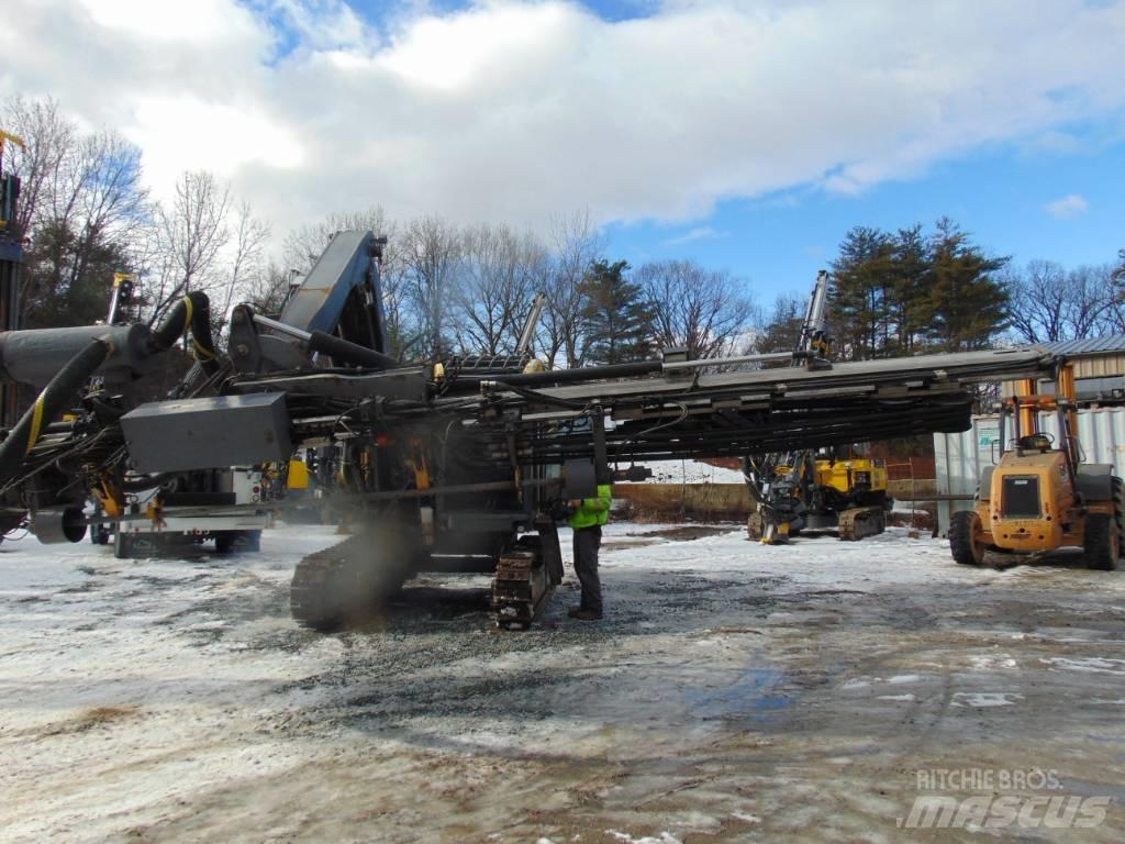 Epiroc SMRC T40-11 Oberflächenbohrgeräte