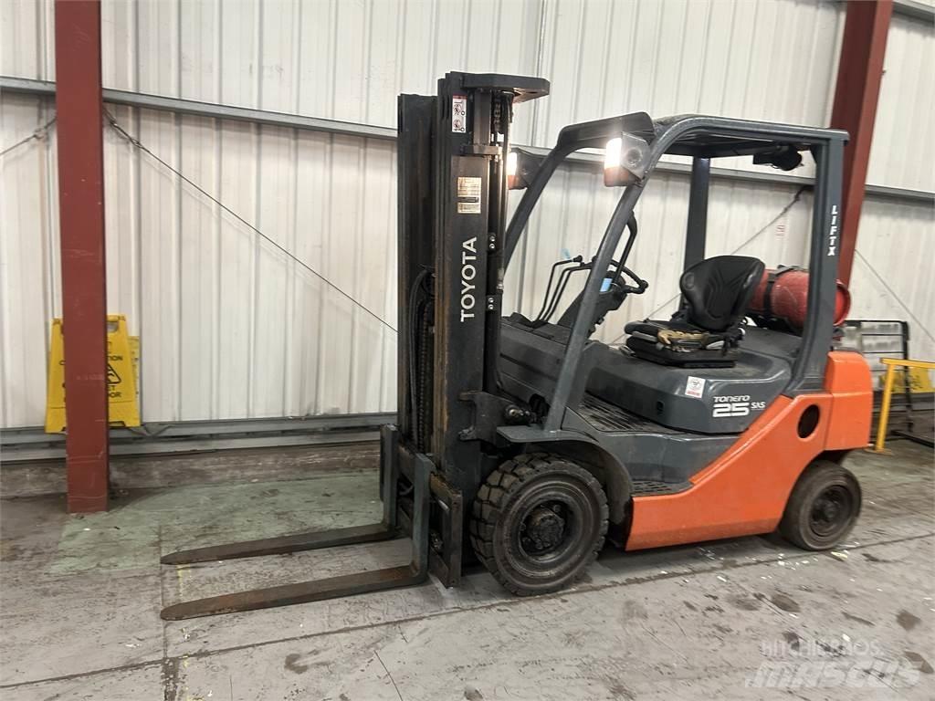 Toyota 02-8FGF20 Gasstapler