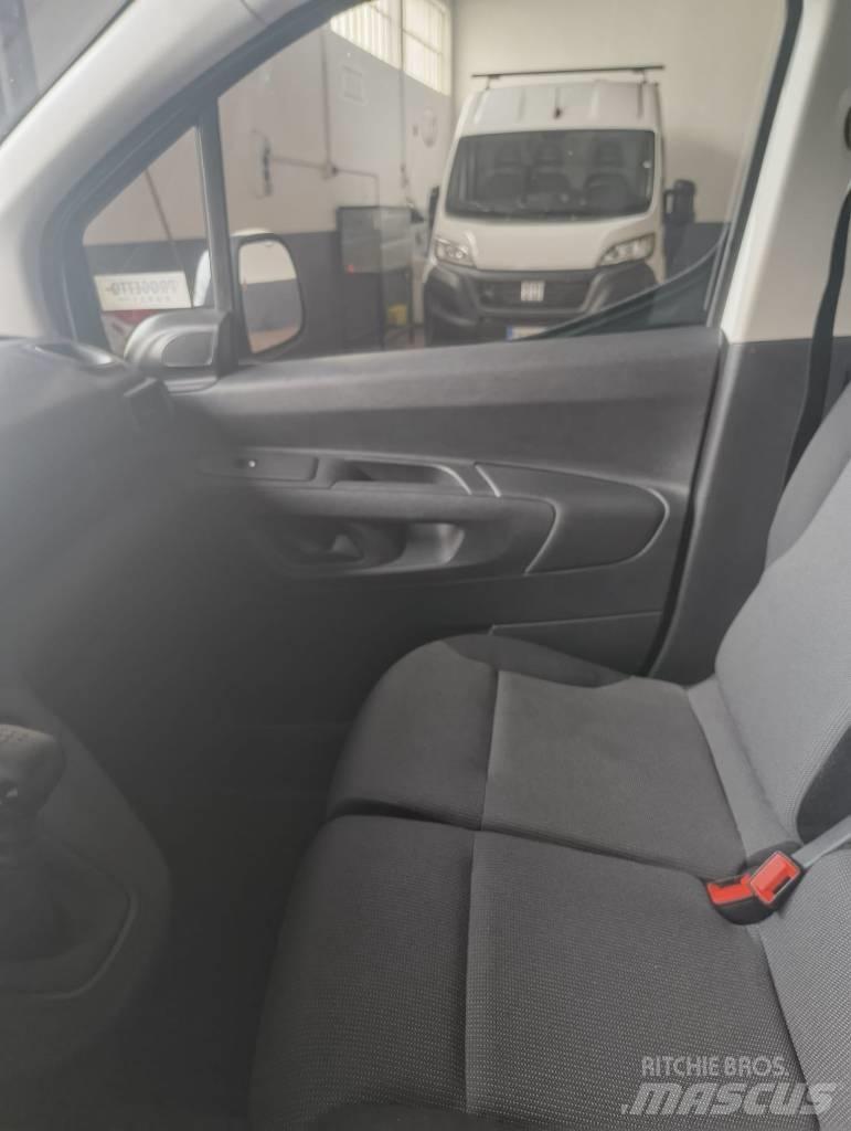 Fiat Doblo Lieferwagen