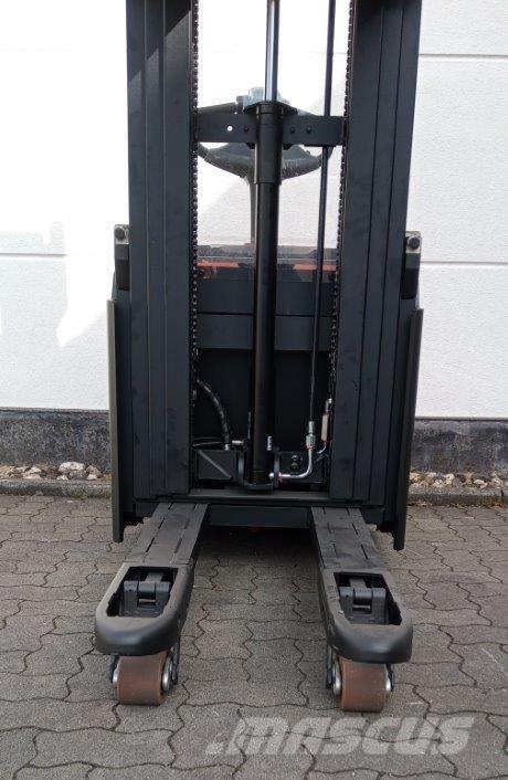 Toyota SWE120L Selbstfahrstapler