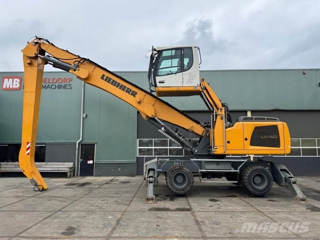 Liebherr LH 40 M Materialumschlag