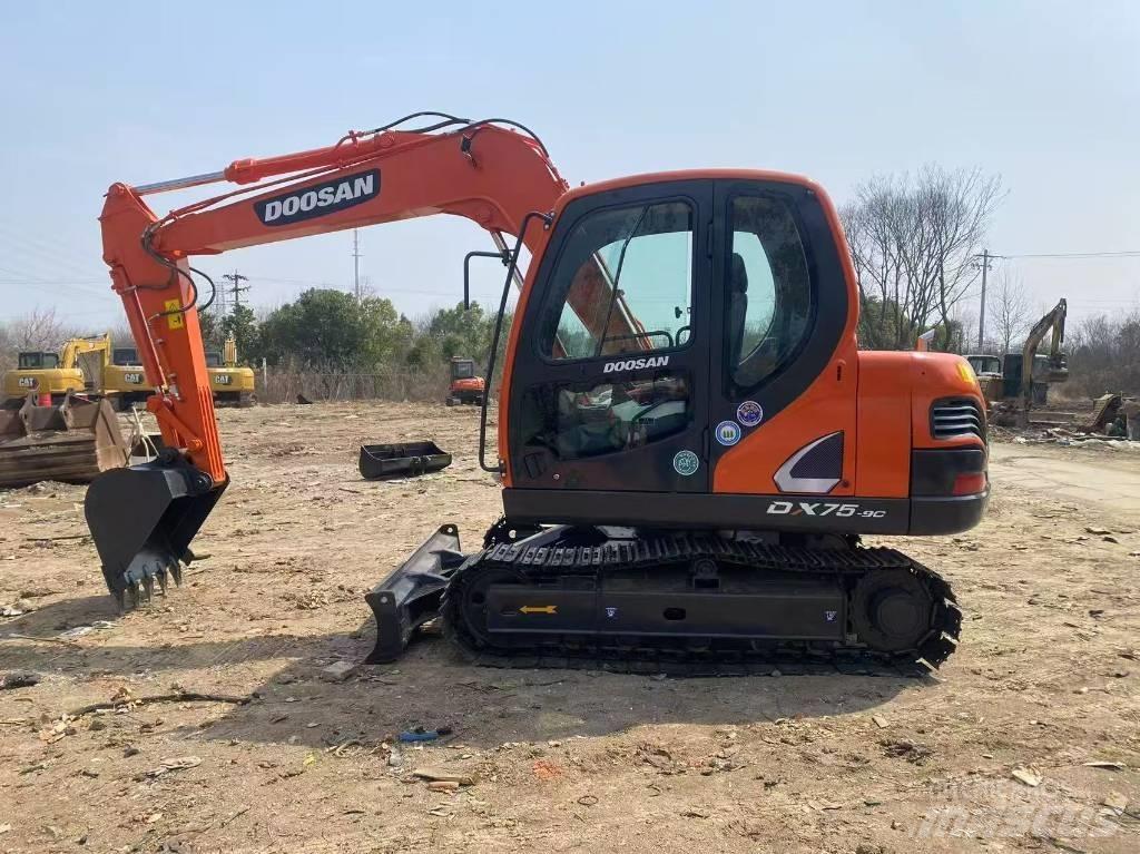 Doosan DX75 Minibagger < 7t