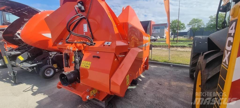 Kubota BC 1200 Ballenschredder, -schneider und -wickler