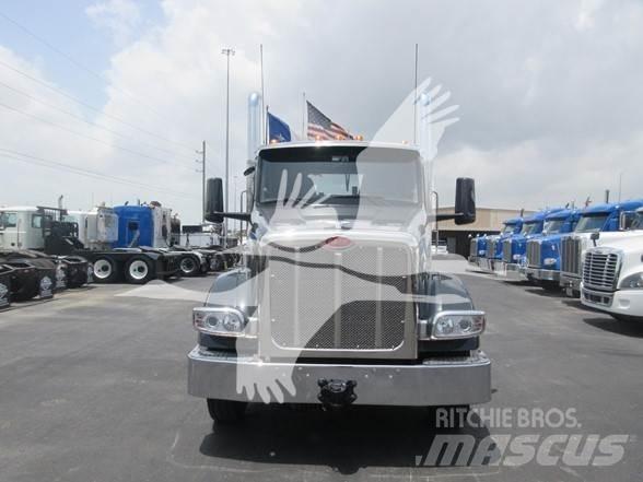Peterbilt 567 Sattelzugmaschinen