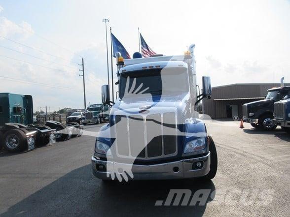 Peterbilt 579 Sonstige Baumaschinen