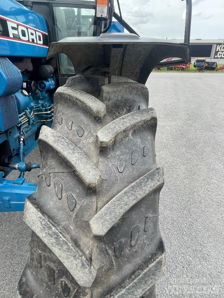 Ford 4830 Traktoren