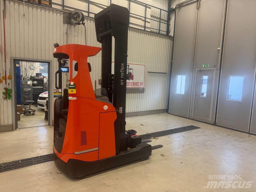BT Toyota RRE 160 Schubmaststapler