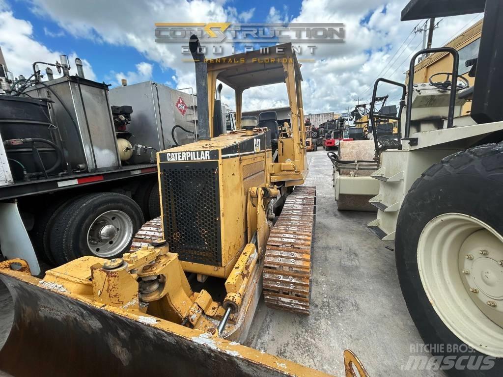 CAT D 3 C III Bulldozer