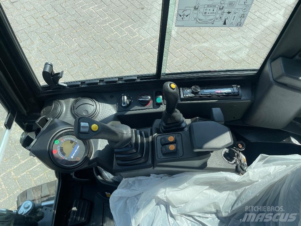 New Holland E19D Multifunktionslader