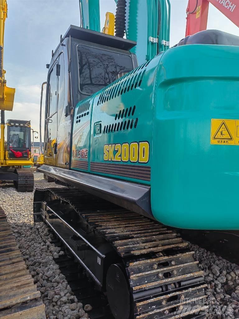Kobelco SK 200D Midibagger  7t - 12t