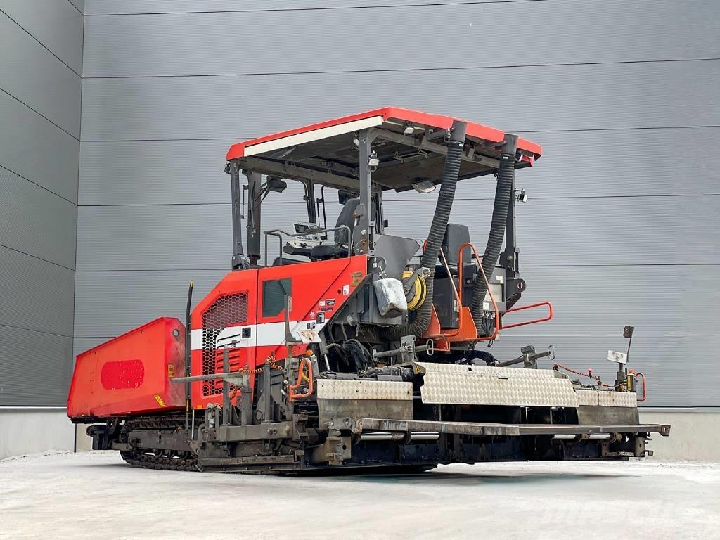 Volvo P4820D ABG Strassenfertiger