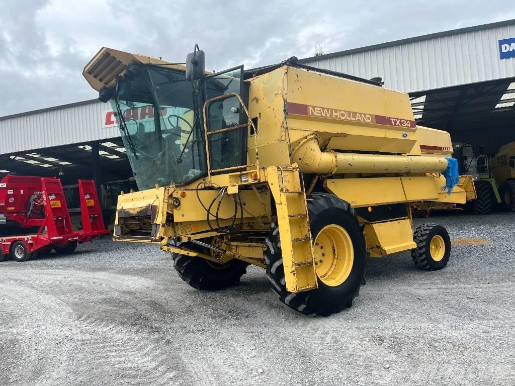 New Holland TX 34 Mähdrescher