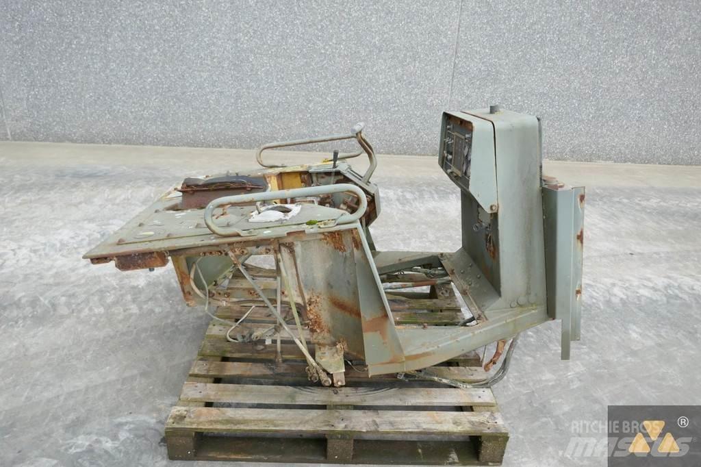 CAT 6T-3309 Kabinen