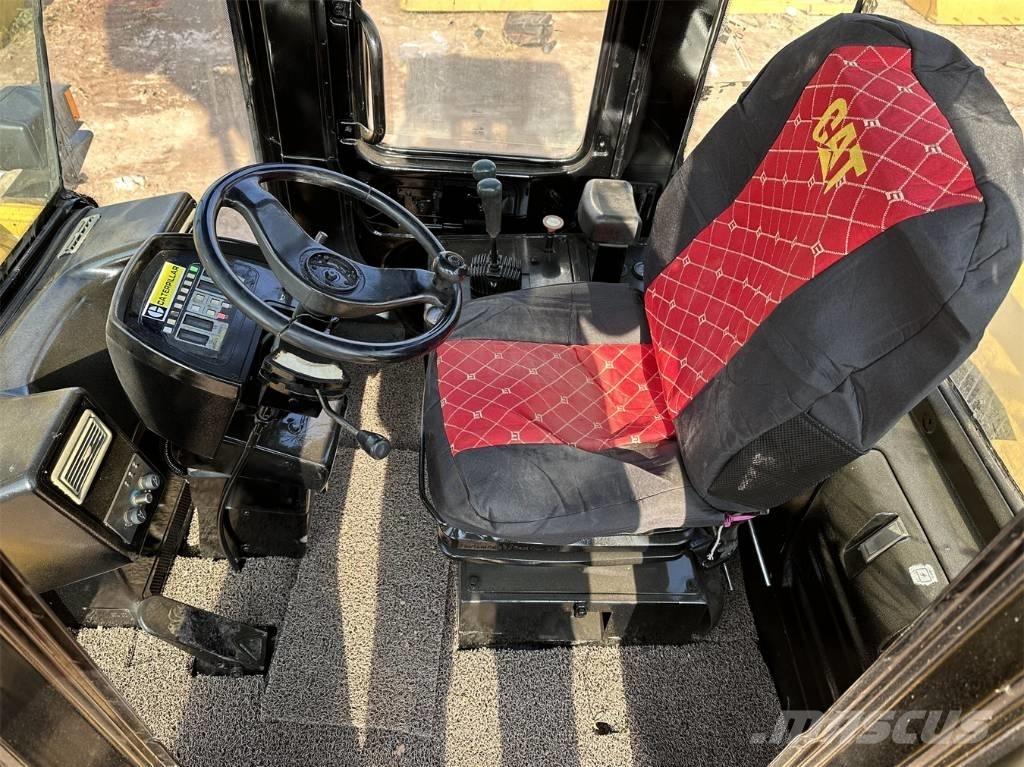 CAT 966G Radlader