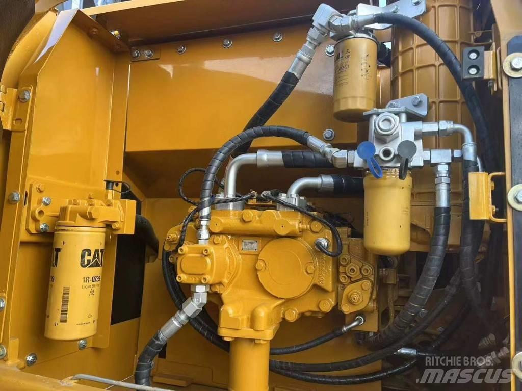 CAT 320 Raupenbagger